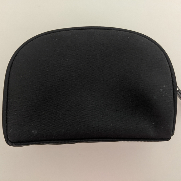 EUC! Kate Spade New York Black Dome Cosmetic Case - Picture 6 of 12